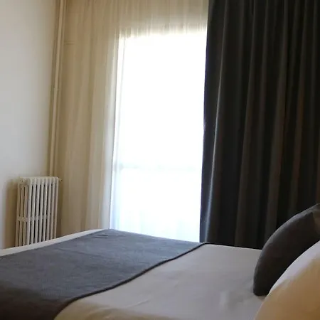 Golden Port & Hotel 4*