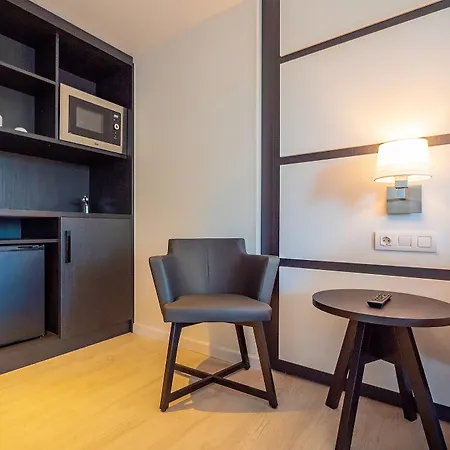 Golden Port & Hotel 4*