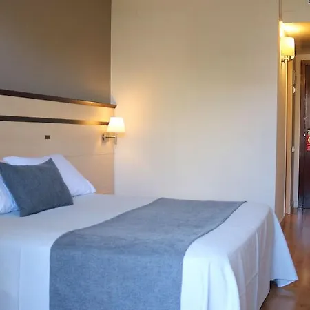 Hotel Golden Port &
