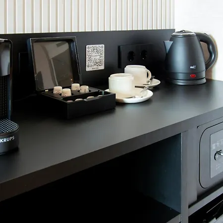 Hotel Golden Port & 4*