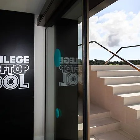 Golden Port & Hotel 4*