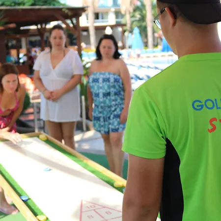 Hotel Golden Port & 4*