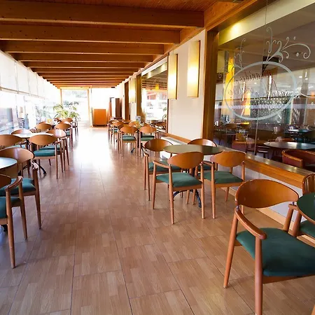 Golden Port & Hotel 4*