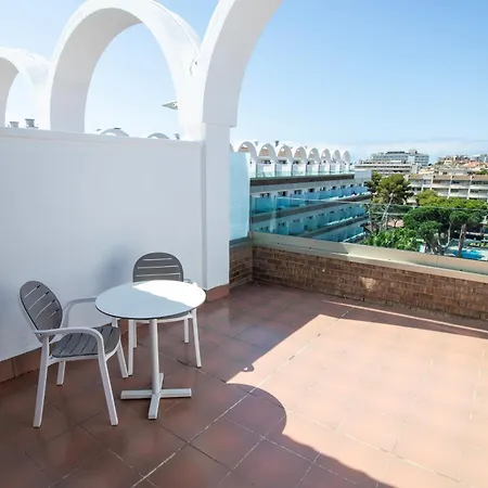 골든 포트 살로우&스파 4* 살루