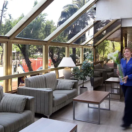 골든 포트 살로우&스파 호텔 살루